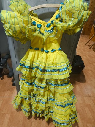Vestido Flamenca/Sevillanas Amarillo