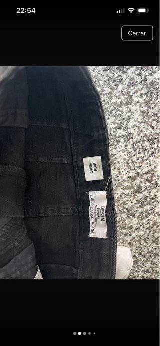 Faldas Bershka negras y blancas