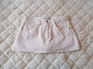 Falda pantalón Stradivarius blanca
