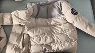 Chaqueta The North Face Beige y Gris
