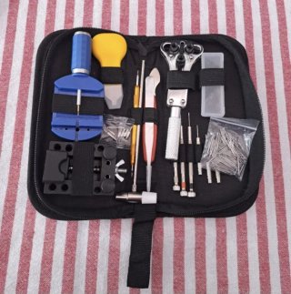 Kit di riparazione e manutenzione per orologi