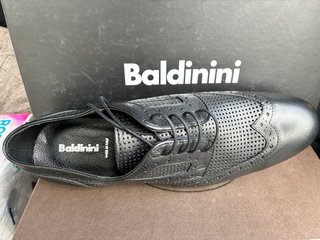 Baldinini Scarpe Brogue Traforate Nere Tg 45