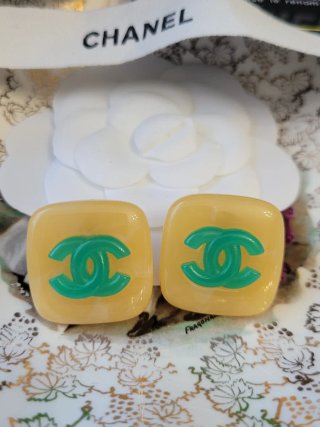 Pendientes Chanel CC Amarillo y Verde