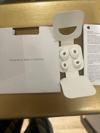 AirPods Pro MagSafe Charging Case