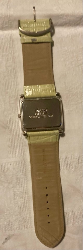 Orologio Novotel Rettangolare Quadrante Bianco