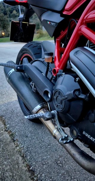 Ducati Monster 797 Roja 2018 Limitada para A2