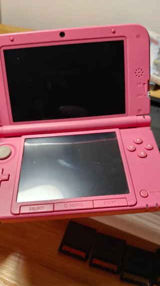 Nintendo 3DS XL Rosa + 8 Giochi