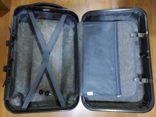 Maleta de cabina negra y gris