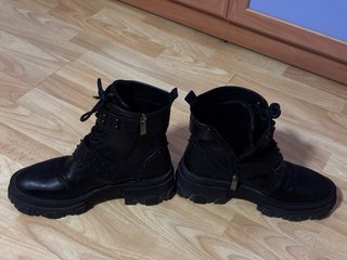 Botas XTI Piel Talla 40 Negras