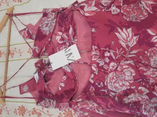 Vestido Zara floral volantes