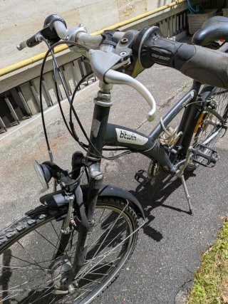 Bici con cambio Shimano, raggio 28 pollici