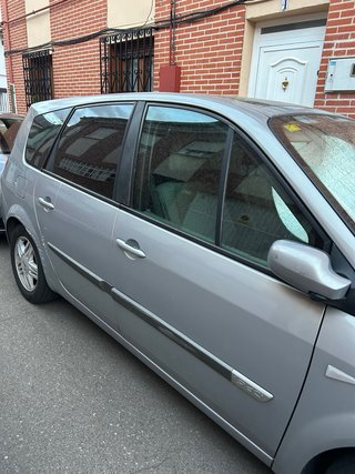 Renault Grand Scenic 2005