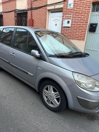 Renault Grand Scenic 2005
