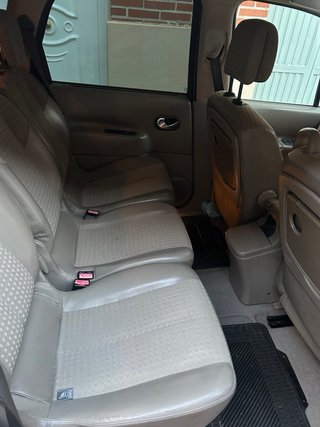 Renault Grand Scenic 2005