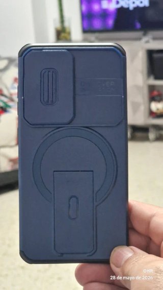 Funda S24 con tapa cámara y soporte