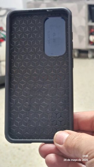 Funda S24 con tapa cámara y soporte