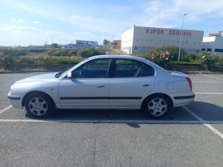 Hyundai Elantra 2001