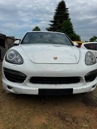 Defensa Delantera Porsche Cayenne 958