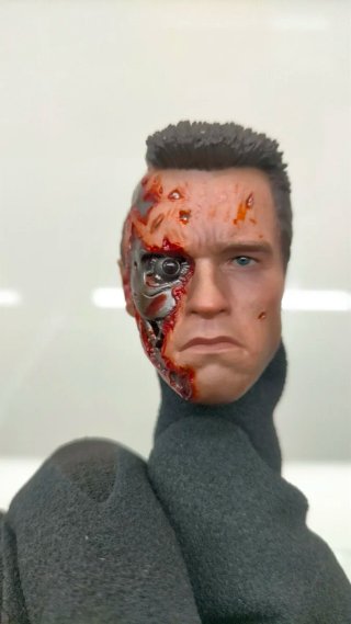 Despiece T-800 Present Toys