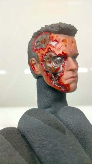 Despiece T-800 Present Toys