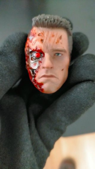 Despiece T-800 Present Toys