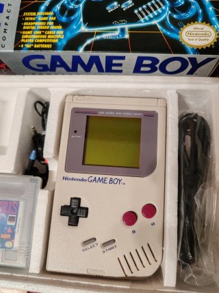 Nintendo Game Boy Clásica con Caja