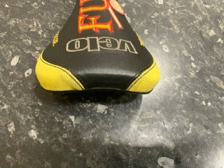 Sillín Velo Fulcrum Kevlar Suspension