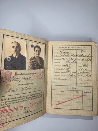 Pasaporte Alemán 1932 - Pareja Fotos y Sellos