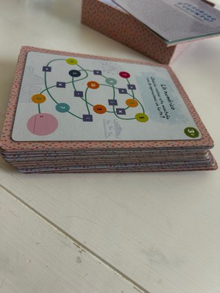 Juego ¡Escribo y Cuento! de Àngels Navarro