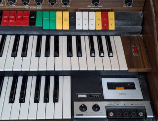 Órgano Kawai Antiguo se escuchan ofertas