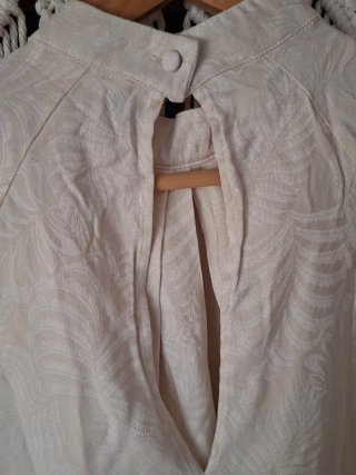 Blusa H&M efecto Seda Crema Talla M