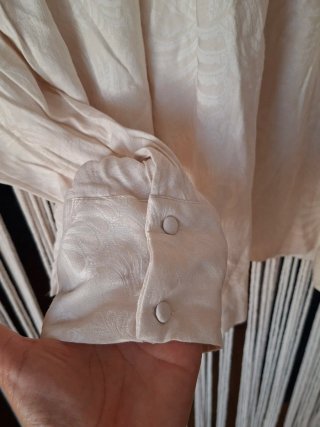 Blusa H&M efecto Seda Crema Talla M