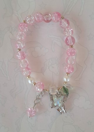 Pulseras de bolas y mariposas