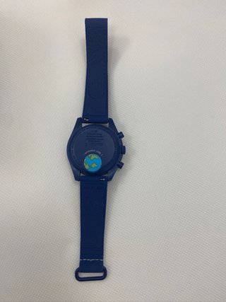 Omega x Swatch Mission to Earthphase Moonshine Gol