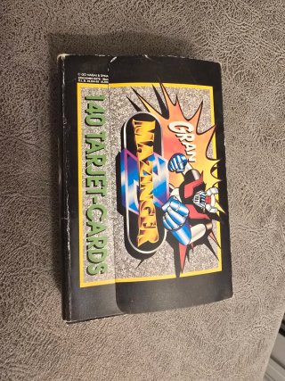 Caja y 3 cromos Mazinger Z 1972