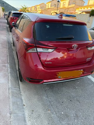 Toyota Auris 2015