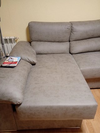 Chaiselongue gris oscuro casi nuevo