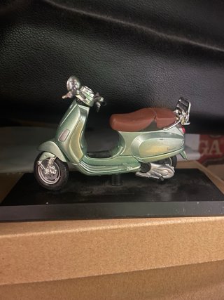 Maqueta Vespa LXV 2014 Verde