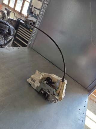 Cerradura Puerta Trasera Izquierda Mercedes Clase