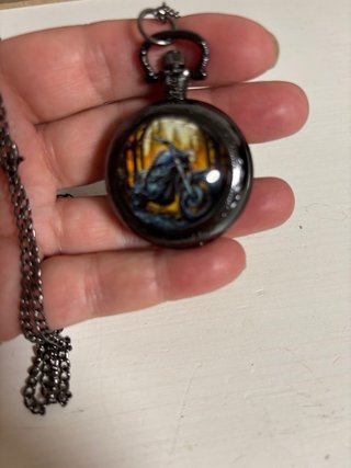 Reloj de bolsillo vintage con cadena