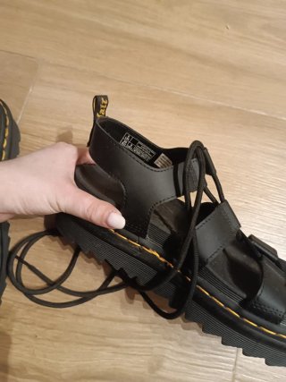 Sandalias Dr. Martens Negras Nuevas