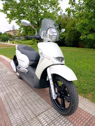 Aprilia Scarabeo 300 S