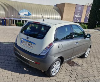 Lancia Ypsilon 2012