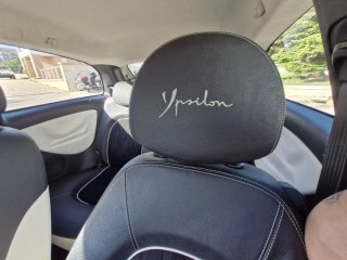 Lancia Ypsilon 2012