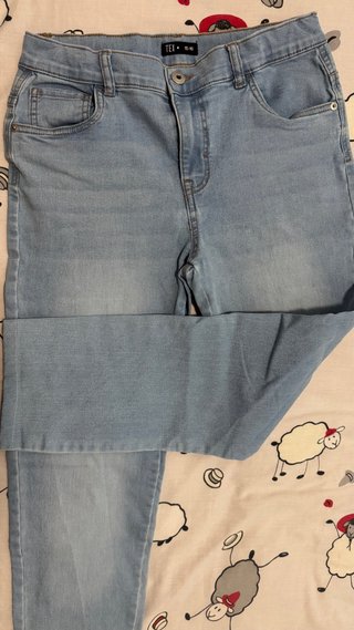 Pantalón largo