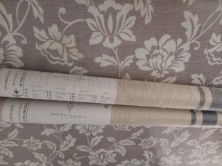 2 Rollos Papel Pintado Vinílico Gastón y Daniela