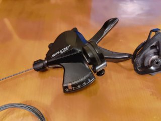 Shimano Altus 9v cambios,pulsadores y cassette