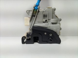 CERRADURA PUERTA TRASERA DERECHA 8K0839016C