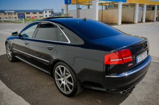 Audi S8 2009