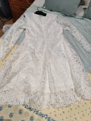 Vestido blanco encaje manga larga
